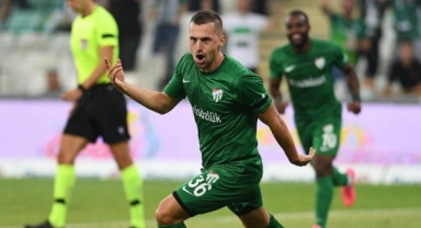 Burak Altıparmak’tan, Bursaspor’a destek