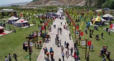 Bursa’nın değerleri Ahlat’ta tanıtıldı
