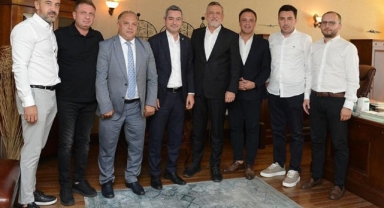 Bursaspor yönetimi İbrahim Burkay’ı ziyaret etti