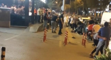 Çorbacıda yan bakma kavgası kamerada