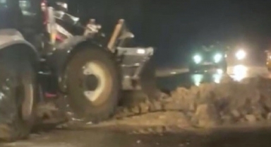 İznik'te sağanak sele neden oldu