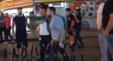 Kaza yapıp kavga ettiler