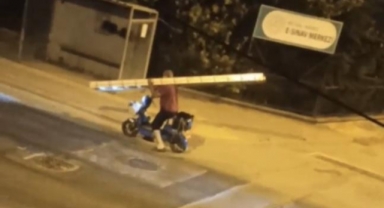 Motosiklet ile zorlu yolculuk