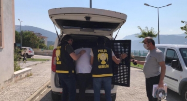 Yabancı uyruklu yankesici, polisten kaçamadı
