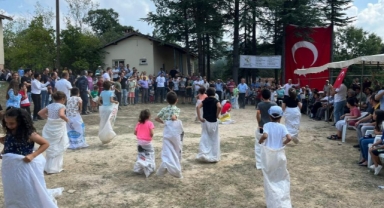 Yaşlılar kıyasıya yarıştı