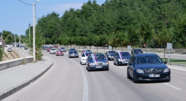 Bu düğün başka düğün