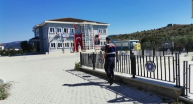 Jandarma okul çevrelerindeki denetimlerini sıklaştırdı