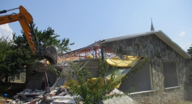 Kaçak İnşa Edilen 5 Ev Yıkıldı