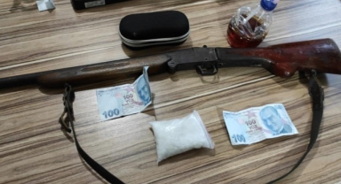 Kestel’de iş yerinde uyuşturucu ticaretine polis baskını : 2 gözaltı