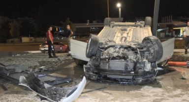Kontrolden çıkan alkollü sürücü takla attı