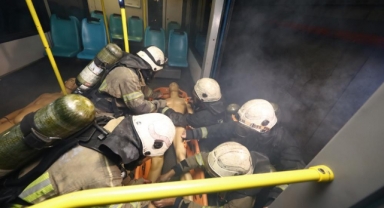 Metroda nefes kesen tatbikat