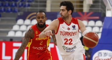 Milliler İspanya'ya mağlup oldu