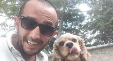 Tek dostu köpeğini 4 kez çaldılar, isyan etti