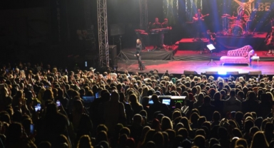Açıkhava'da Yıldız Tilbe rüzgarı