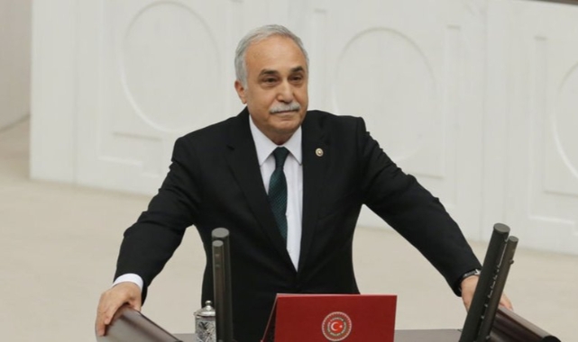 Akparti'den şok istifa!