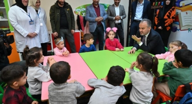 Ana Kucağında ders: ‘Başkanı tanıyalım’