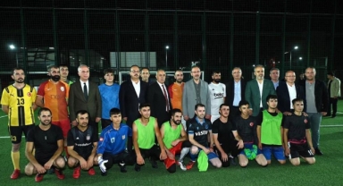 Bakan Kasapoğlu'ndan Yenişehir’e sürpriz gece ziyareti