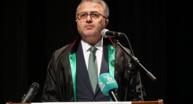 Bursa Barosu'nda başkan değişmedi