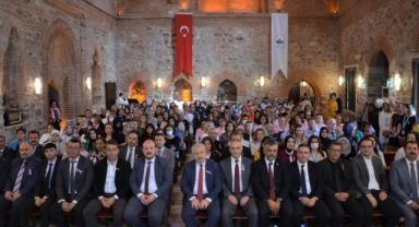 Bursa'da meme kanseri ve anne sütüne dikkat çekildi