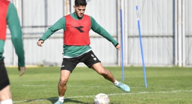 Bursaspor Bursa derbisine hazırlanıyor