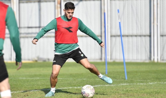 Bursaspor Bursa derbisine hazırlanıyor