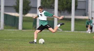 Bursaspor, pas ve şut çalıştı