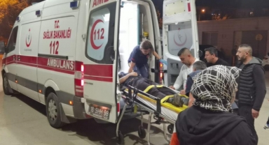Cip yayaya, otomobil de cipe çarptı: 3 yaralı