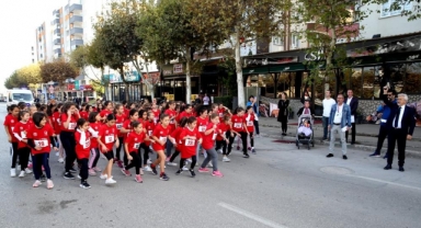 Cumhuriyet için koştular