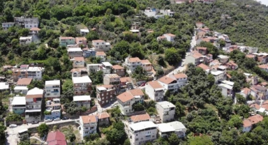 Dengesini kaybedip 10 metrelik uçuruma düştü