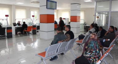 Eski tip sürücü belgesini yenilemeyenlere uyarı