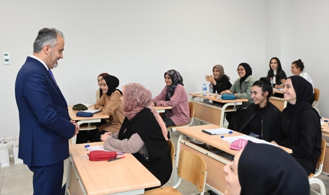 Gençler üniversiteye Bursa Büyükşehir’le hazırlanıyor