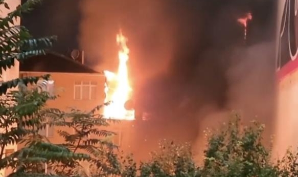 Kadıköy'de binada patlama'da 3 kişi yaşamını yitirdi