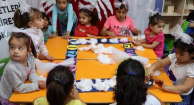 Kızlar erkekler'i geçti