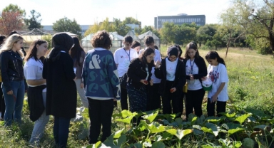 Lise öğrencileri tarım hakkında bilgi aldı