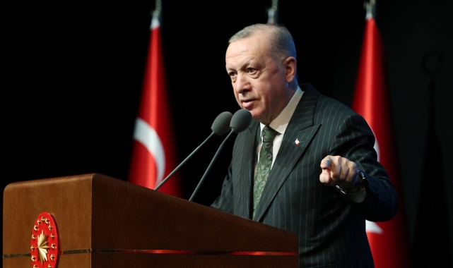 'Miçotakis protokol kaidelerini bilmeyen bir adam'