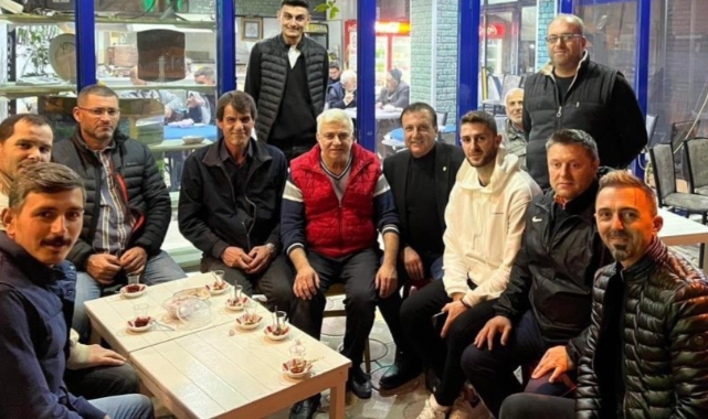 Milli futbolcuyu kahvehanede görenler şaşırdı