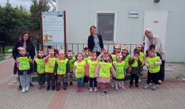 Minik öğrencilerden can dostlarına ziyaret