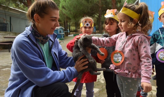Miniklerden can dostlara ziyaret