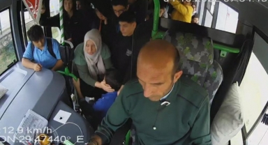 Otobüs şoföründen hayat kurtaran hareket...