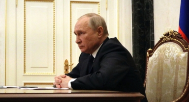 Putin, Ukrayna'nın 4 bölgesini ilhak eden yasayı imzaladı