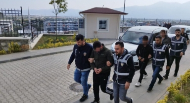 Uyuşturucuya 3 gözaltı