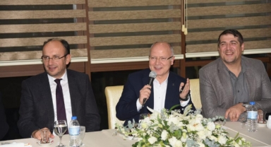 AK Parti kadın ve gençlik kolları ile bir araya geldi