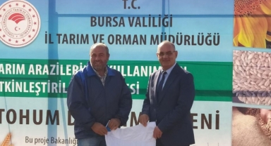 Bursalı çiftçilere ücretsiz buğday tohumu dağıtıldı