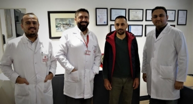 Çocukluğundan itibaren çektiği ağrılardan 1 saatte kurtuldu