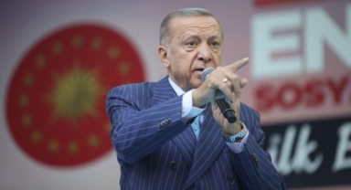 Cumhurbaşkanı Erdoğan Yusufeli Barajı açılış töreninde konuşuyor