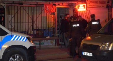 Husumetlileri tarafından iş yerinde bıçaklandı