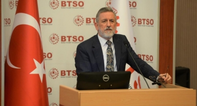 İbrahim Burkay: “Bursa üretim ve ihracatçı kimliğini korumak zorunda”