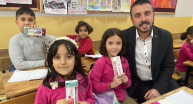 Kestel Belediyesi'nden çocuklara diş bakım seti