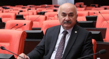 Milletvekili Vahapoğlu: “Sağlıkta kadro cetveli yenilenmeli”