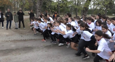 Öğrenciler birinci olmak için ter döktü